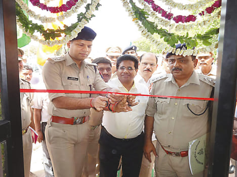 In the police line, SP has given the ATM