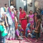 शराब ठेकों पर पहुंचकर विरोध 