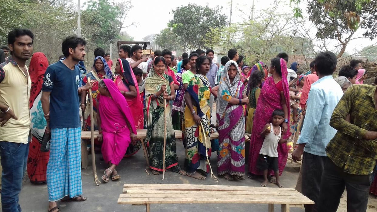 Opposition to protest against liquor shop
