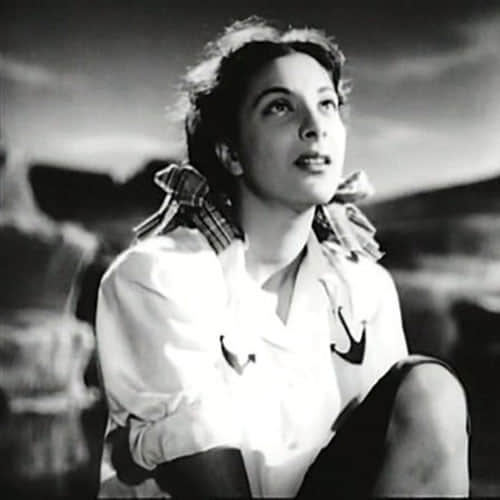 When Actress Nargis Dress Ripped Apart On The Sets Of Raat Aur Din