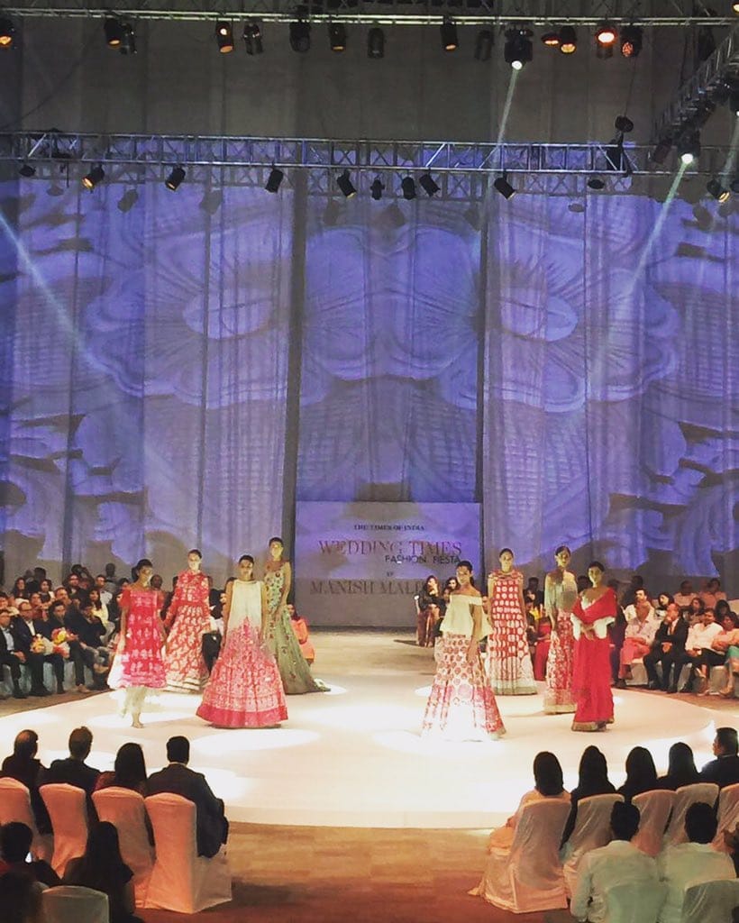 azamgarh local art chikankari based fashion show in america