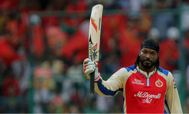 chris gayle 63 runs away to score 10000 runs in t20 cricket