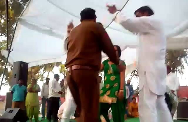 haryana police constable satyawan dance with dancers at jind jail, video and photos viral