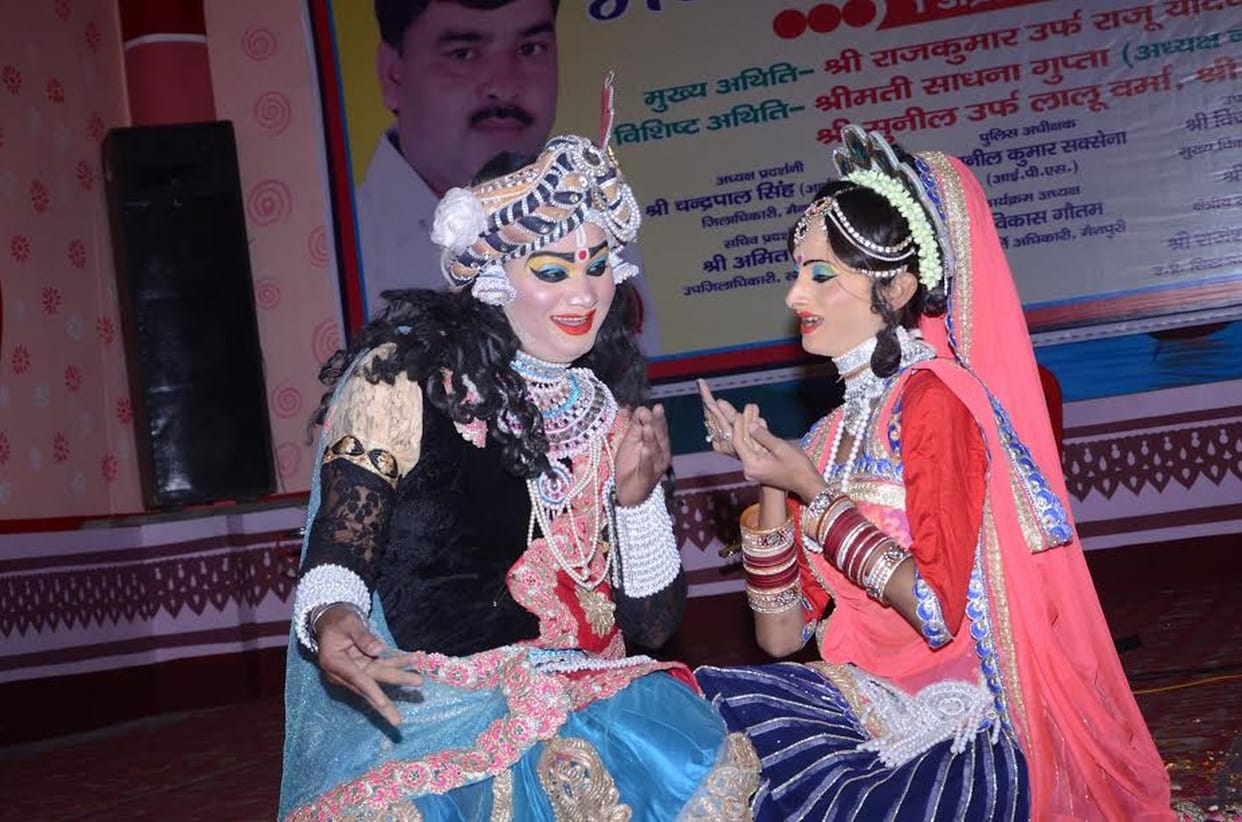 saanskrtik gatividhiyon ke prateek hote hain mele