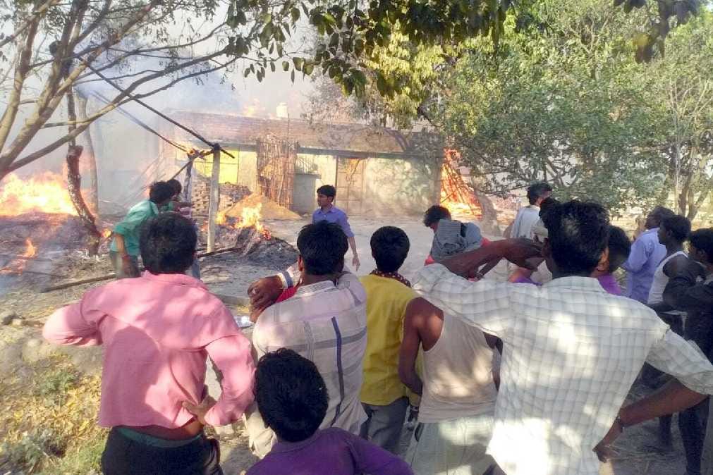 Gas cylinder bursts fire in Sirsi village, burnt 50 houses