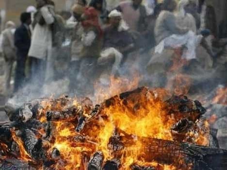 People left the funeral and run away
