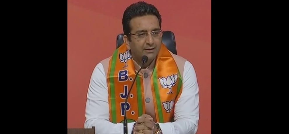 Former Samajwadi Party leader and spokesperson Gaurav Bhatia joins BJP in Delhi