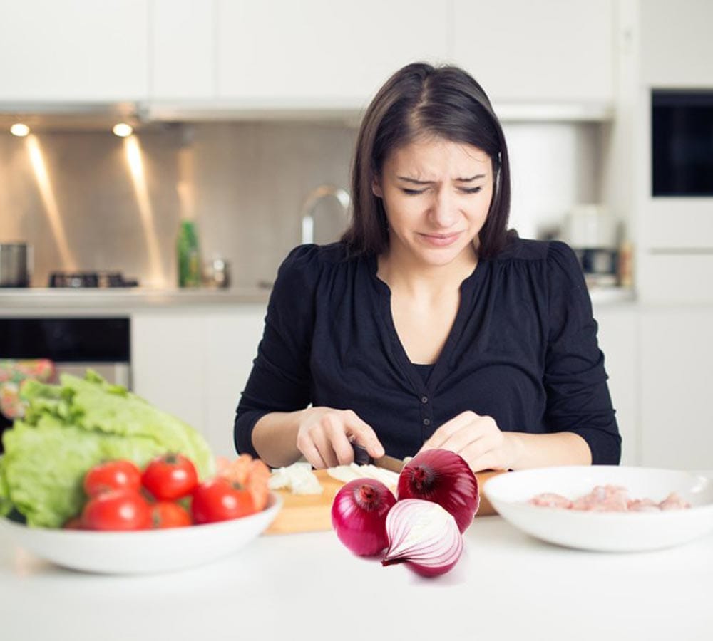 how to stop tears during onion cutting