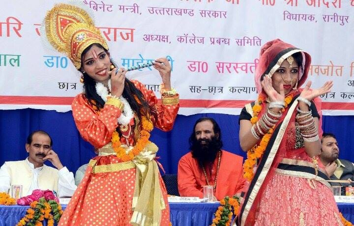 huma and bushra perform on radha krishna song