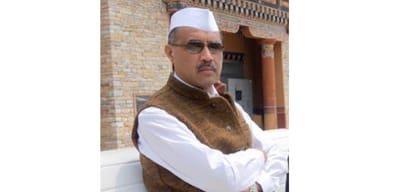DC Lahaul Spiti Vivek Bhatia transferred after congress Mla Ravi Thakur threatened To resign 