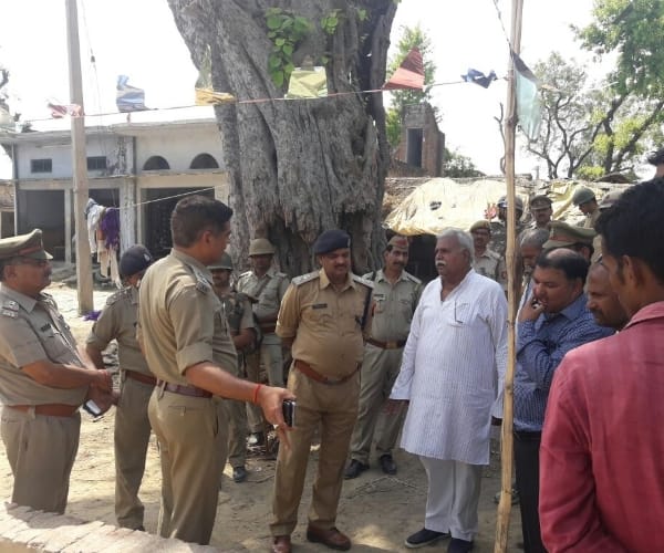 A clash in two communities in gosaiganj in faizabad.