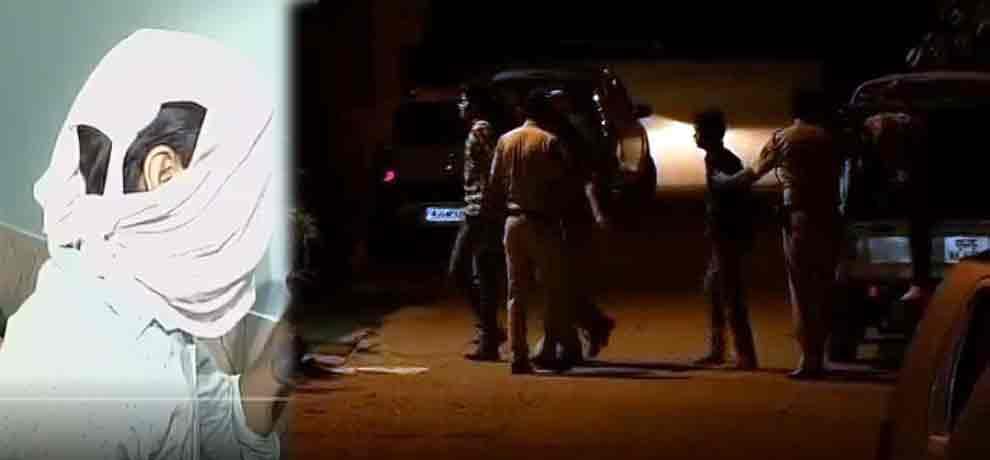video of accused student came who teased smriti irani in delhi