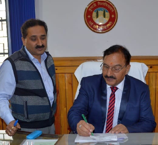 Vice Chancellor Prof. DK Nadiad takes charge