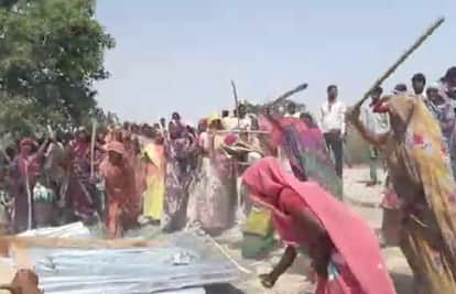 violent protests against liquor shops in agra