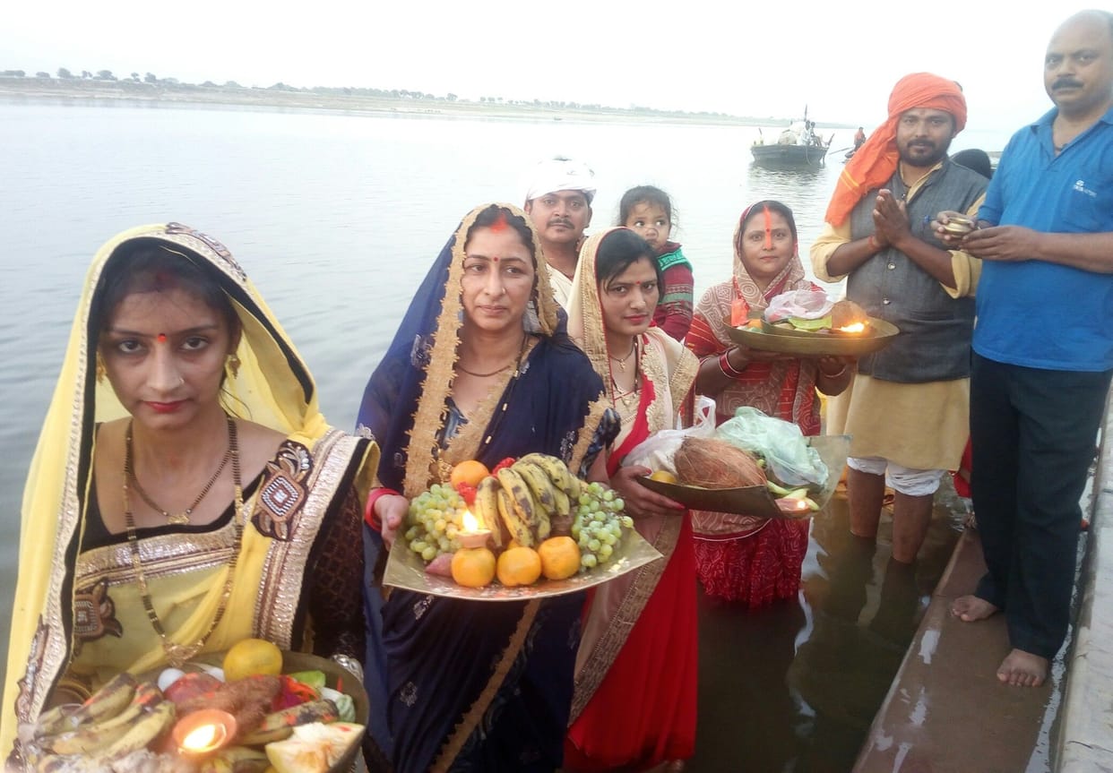 Ardha given to sunken sun on Teoti Chhath