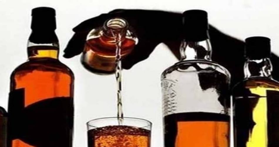 women dicide to Fine if someone drink
