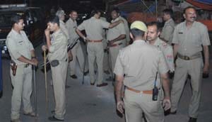 Two students beaten, firing in Hindu hostels