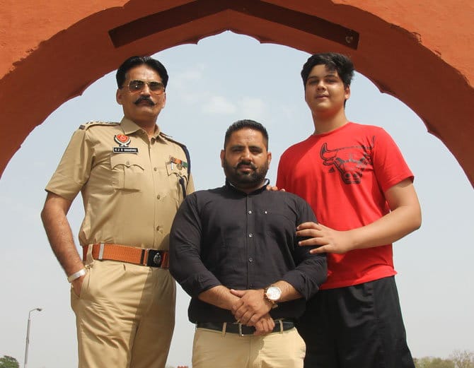 6 feet 10 inch height basketball player aman sadhu of punjab selected for nba