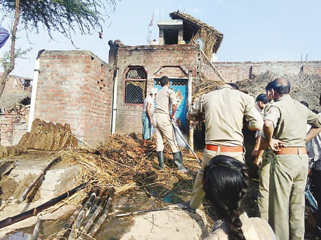 The housekeeping of two houses with spark