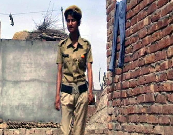 fraud with yamunanagar girl neetu on the name of reqruitment in haryana police