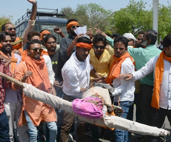 protest against prashant bhushan in Lucknow.