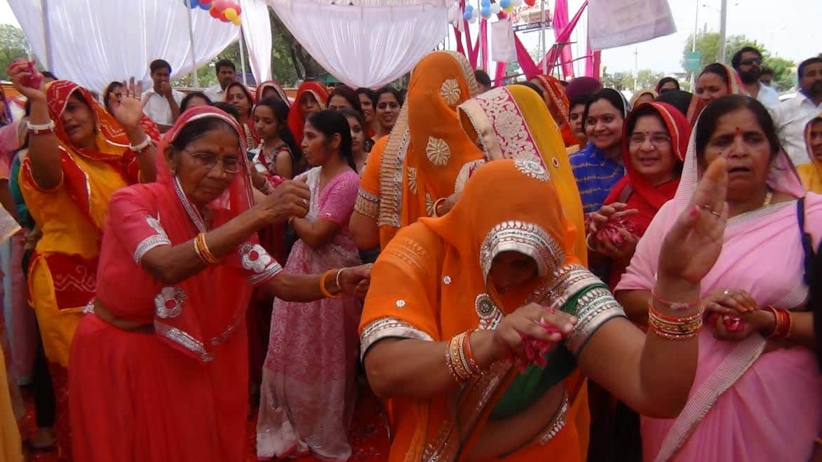 Lord came out of the temple