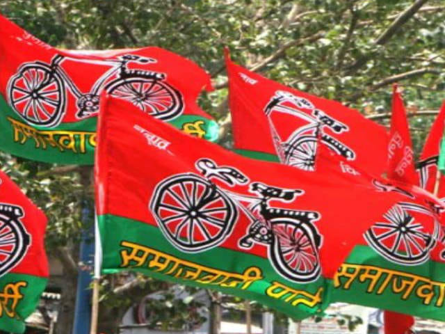 case filed against minister mukesh siddhart