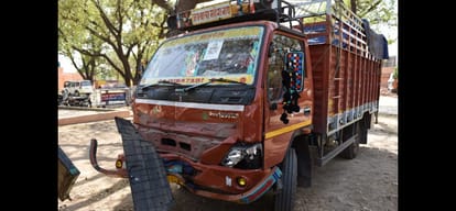 4 killed, 11 wounded in Yamuna Expressway accident