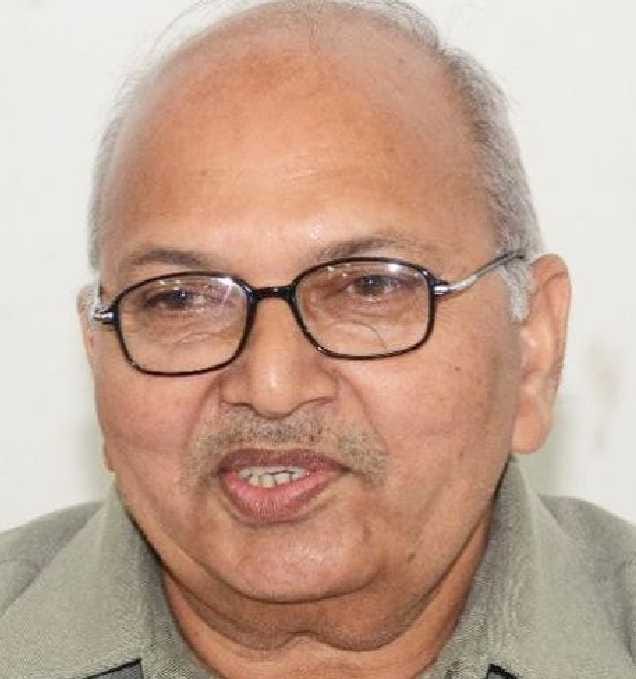Not to resign, courtesy to CM: Aniruddha