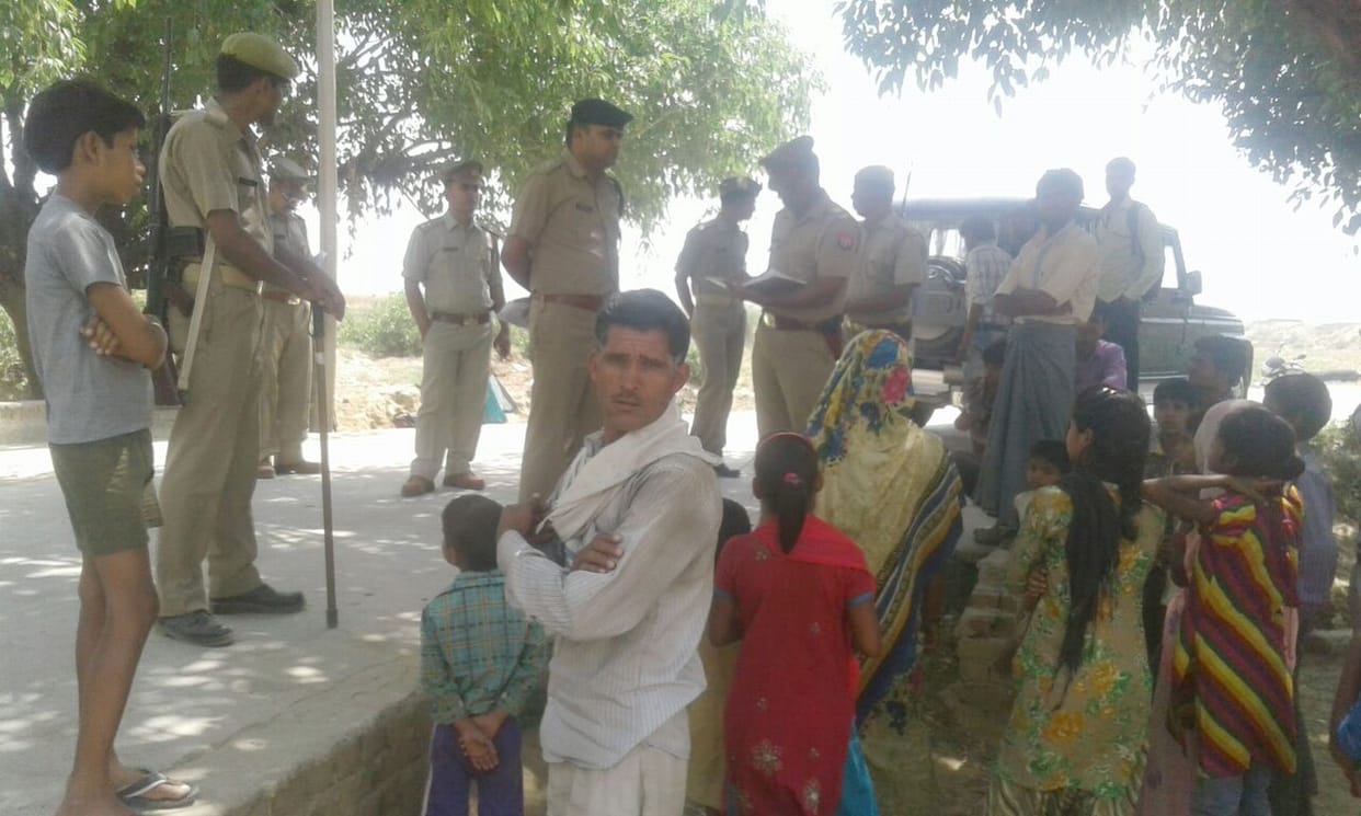 Firing and stone throwing, three wounded