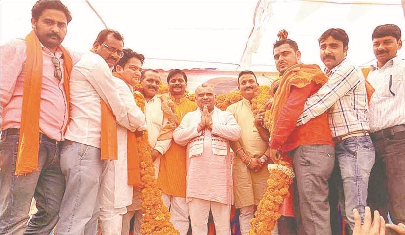 Cows will cut off hands: Manoj