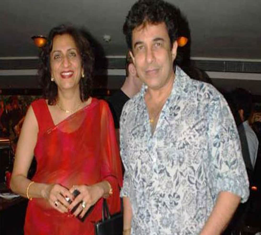 Deepak Tijori Wife shivani Demands Rs 1 Lakh Per Month For Daughter Samara