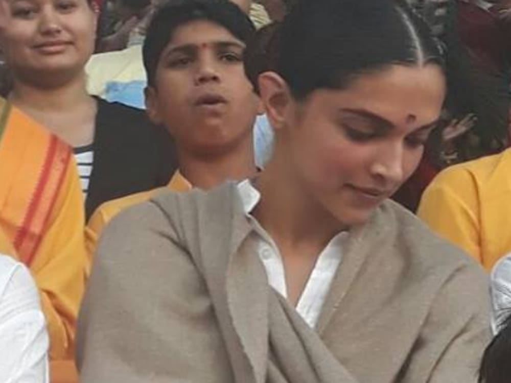 deepika padukone in rishikesh