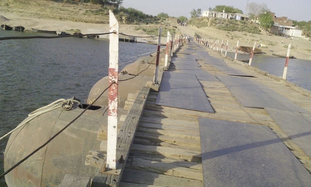 Death due to drowning in the Ganges of uncle-nephew