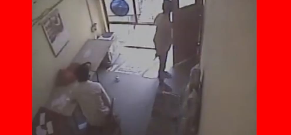 Two women bank staff members foil robbery bid by armed men in Gurugram