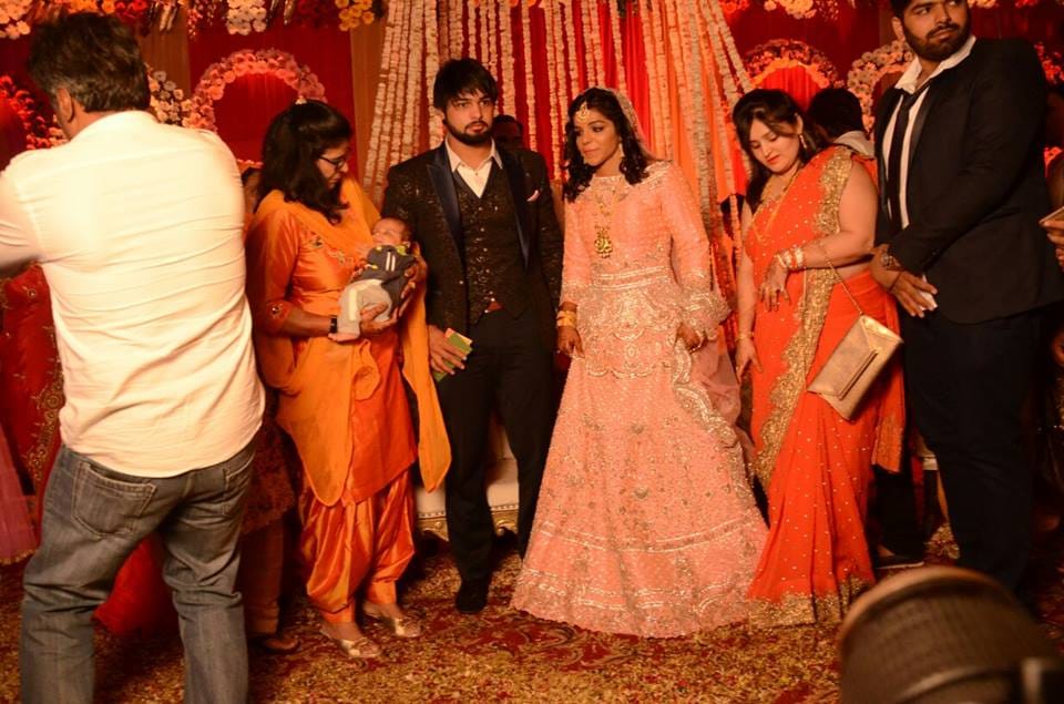 olympian wrestler sakshi malik weds satyawrat kadian, royal reception photos