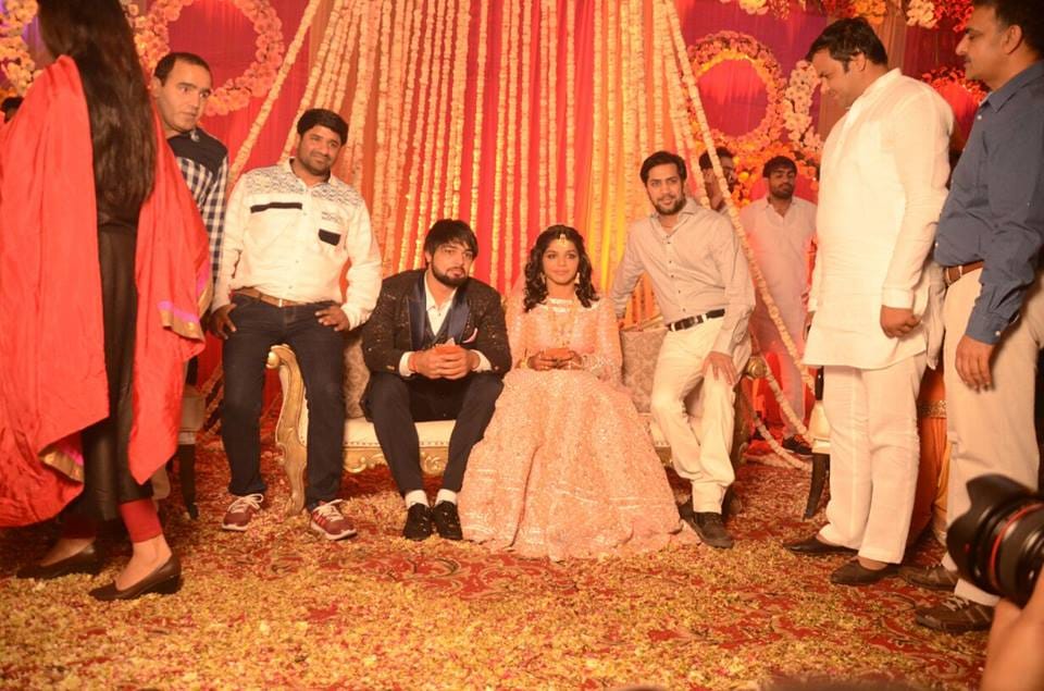 olympian wrestler sakshi malik weds satyawrat kadian, royal reception photos