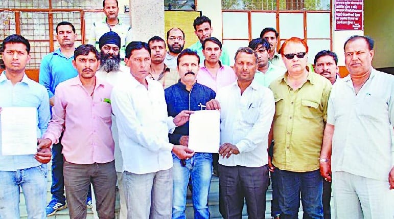 Opponents of the liquor shop