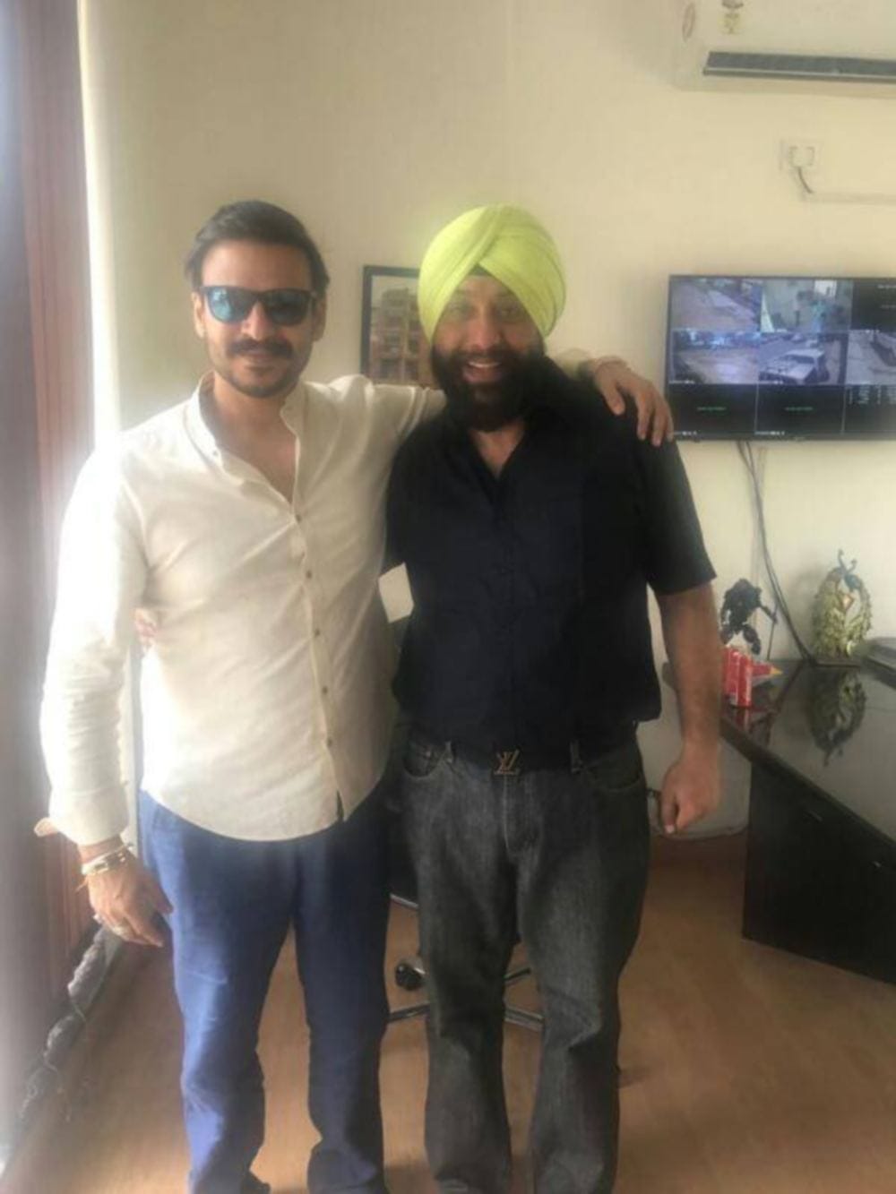 bollywood actor vivek oberoi will promote ayurveda in uttarakhand