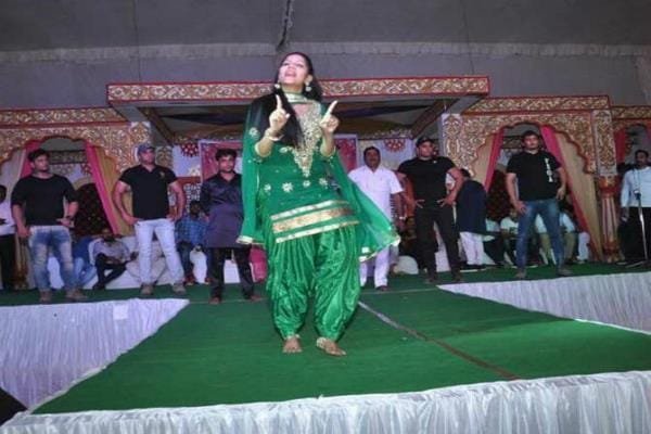 Clash in Sapna Chaudhary dance at Rohtak, haryana news