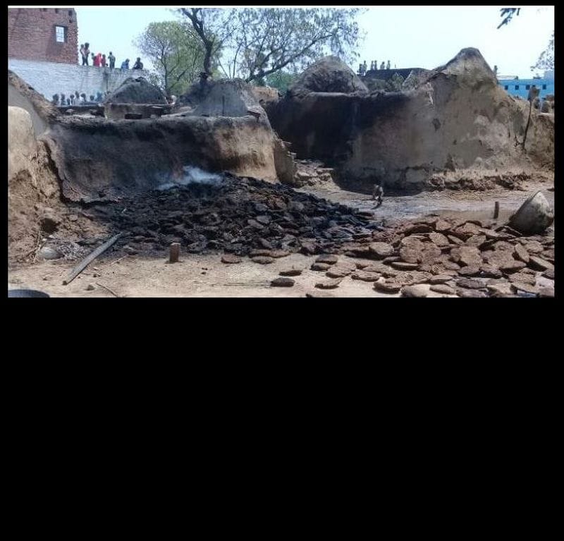 aag ne dhahaaya kahar, 36 ghar, 30 jhopadiyaan raakh