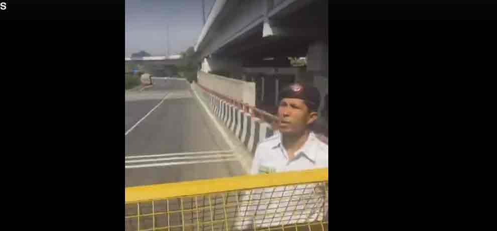 vvip movement stops ambulance with boy bleeding badly in delhi, video goes viral