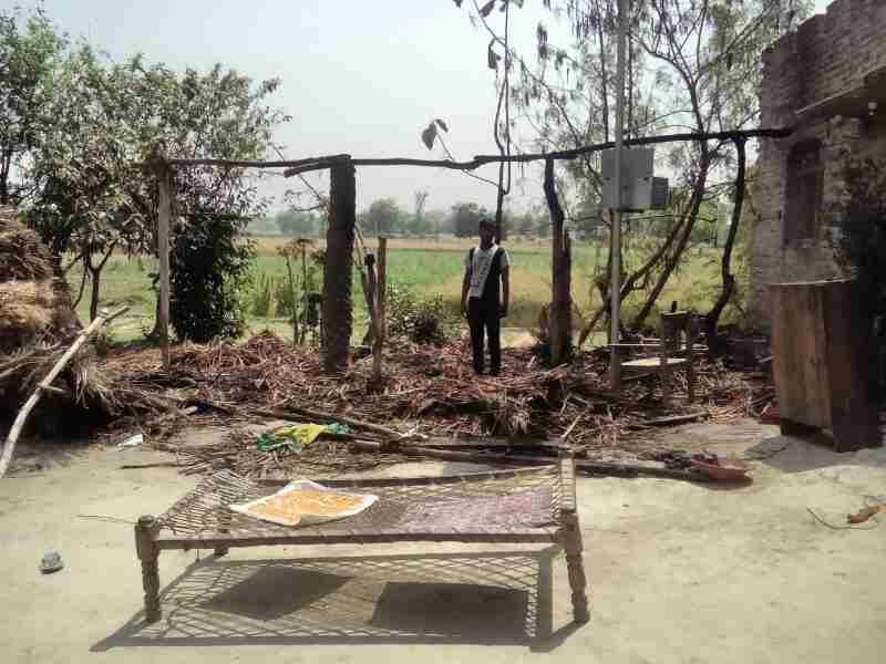 Fire devastation, burn many homes