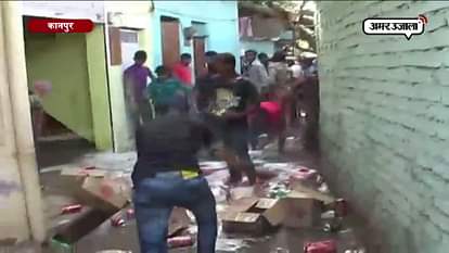 WOMENS ANGER OVER LIQUOR SHOP IN KANPUR BREAKAGE IN 4 SHOPS