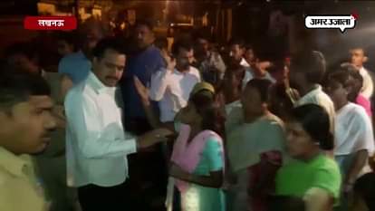 Protest against liquor shops at Lucknow