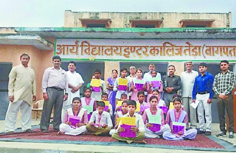 Medhavi received honor in Tara College