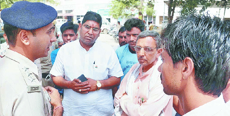 Student muder case bus station SHO Suspended