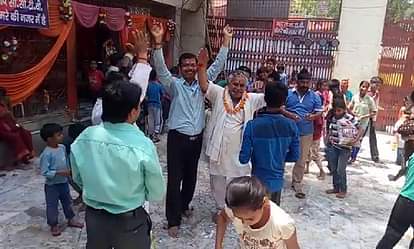 Devotees celebrate on Ramnavmi in Allahabad