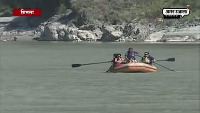 Tourist visiting towards shimla for river rafting 