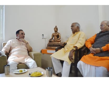 subrahmanyam swami in Lucknow over ram temple issue.